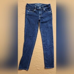 American Eagle Jeans Sz 4 Skinny Super Stretch Dark Blue